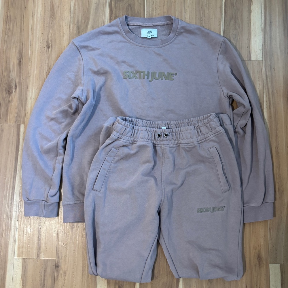 Women's Taupe Sweatshirt/Pants Set - Picture 5 of 5